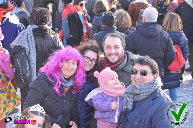 Ingrandisci la foto