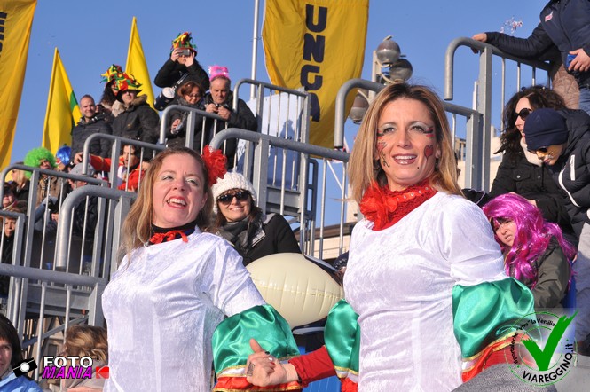Ingrandisci la foto