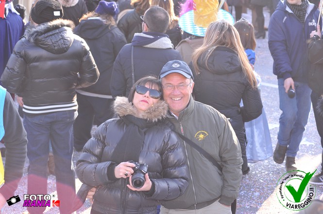 Ingrandisci la foto