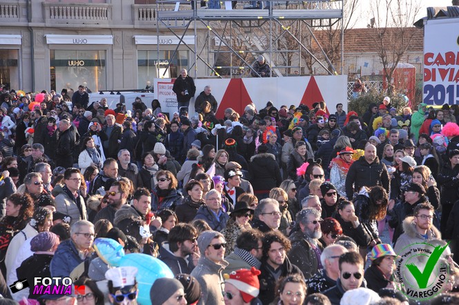 Ingrandisci la foto