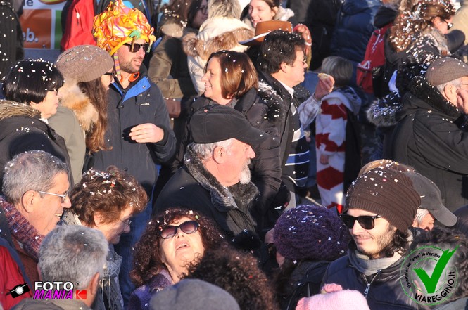 Ingrandisci la foto