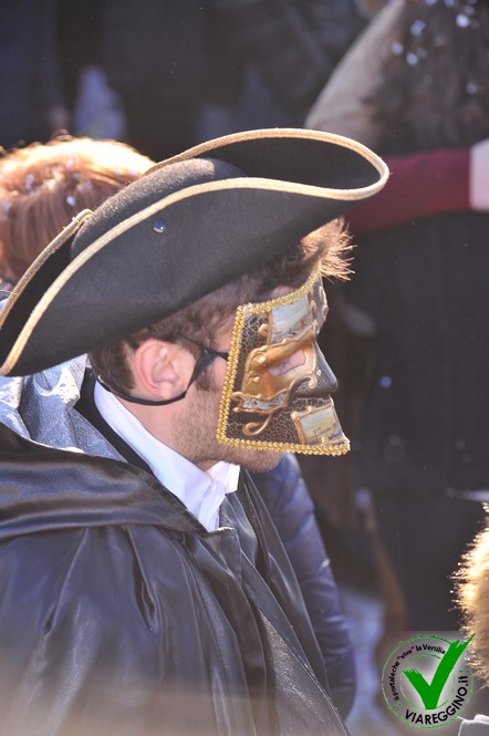 Ingrandisci la foto