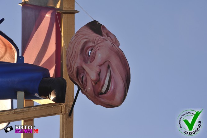 Ingrandisci la foto