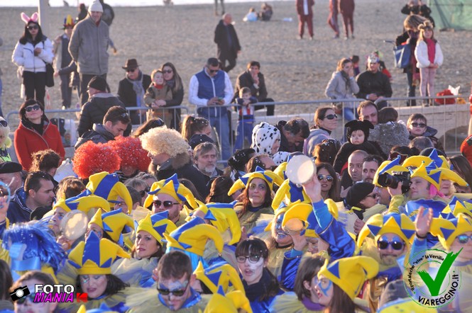Ingrandisci la foto