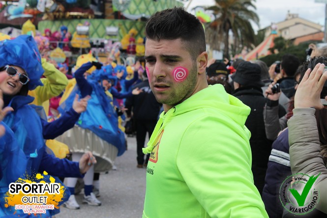 Ingrandisci la foto