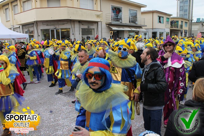 Ingrandisci la foto