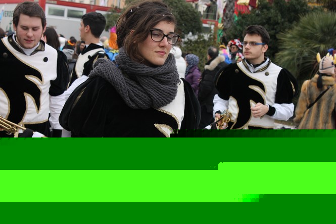 Ingrandisci la foto