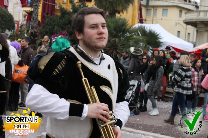 Ingrandisci la foto