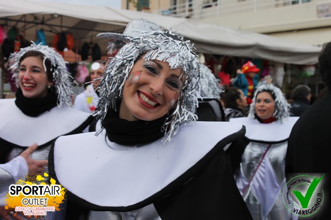 Ingrandisci la foto