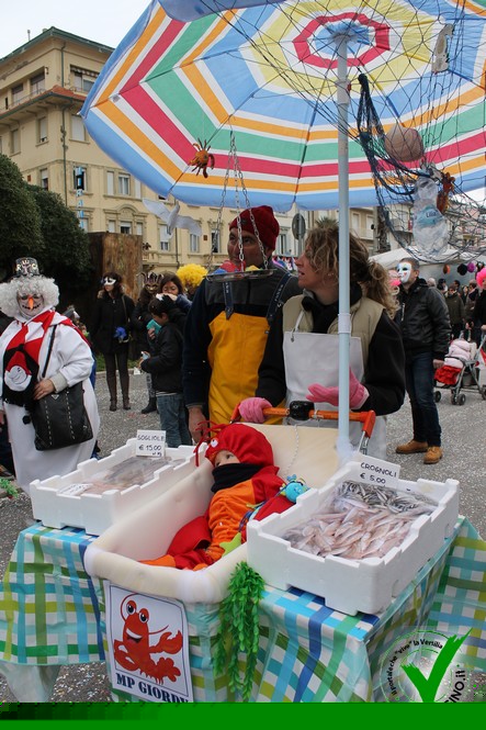 Ingrandisci la foto