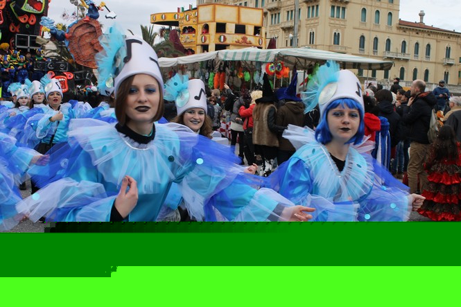 Ingrandisci la foto