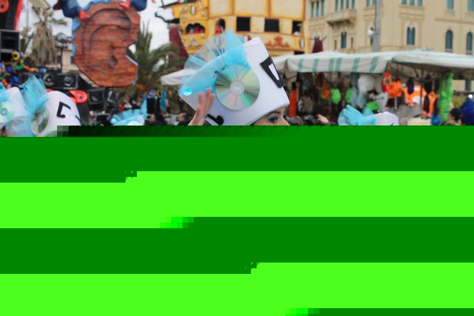 Ingrandisci la foto