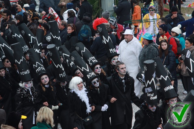Ingrandisci la foto