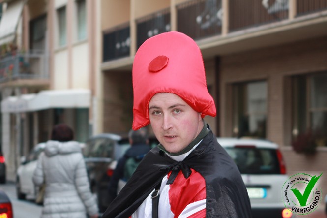 Ingrandisci la foto