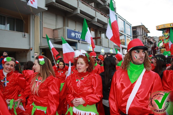 Ingrandisci la foto