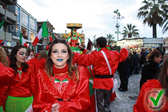 Ingrandisci la foto