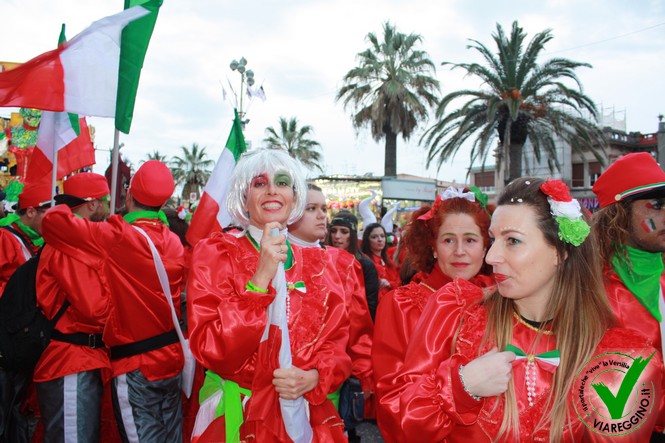 Ingrandisci la foto