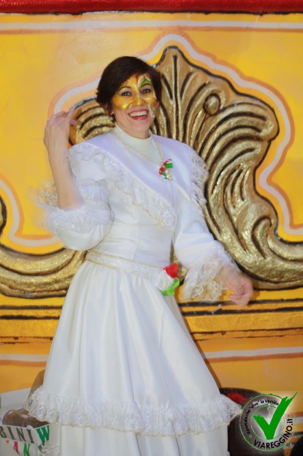 Ingrandisci la foto