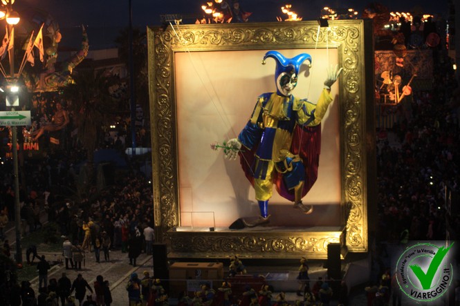 Ingrandisci la foto