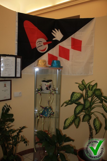 Ingrandisci la foto