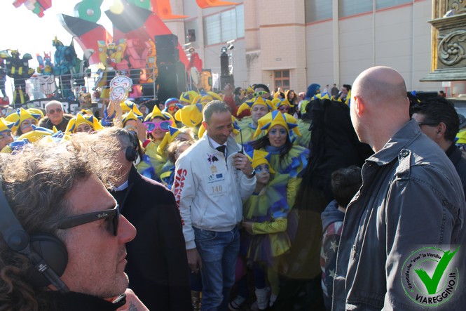 Ingrandisci la foto