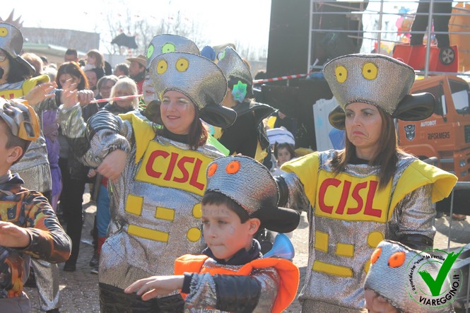Ingrandisci la foto