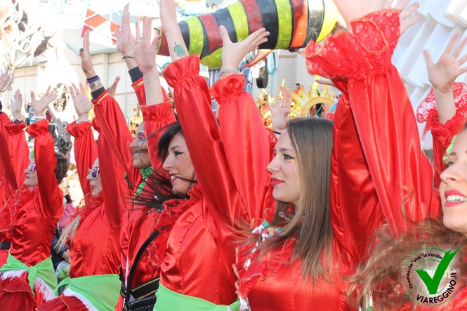 Ingrandisci la foto