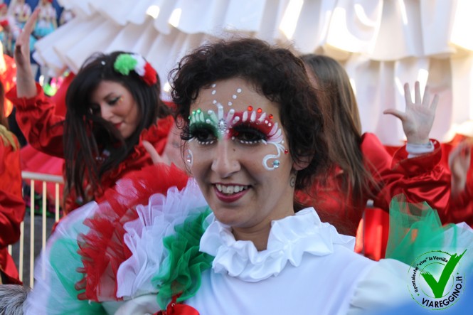 Ingrandisci la foto