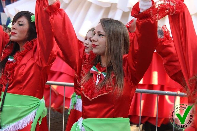 Ingrandisci la foto