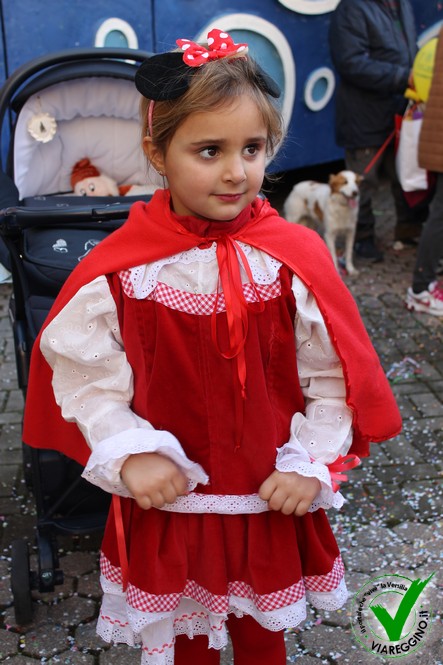 Ingrandisci la foto