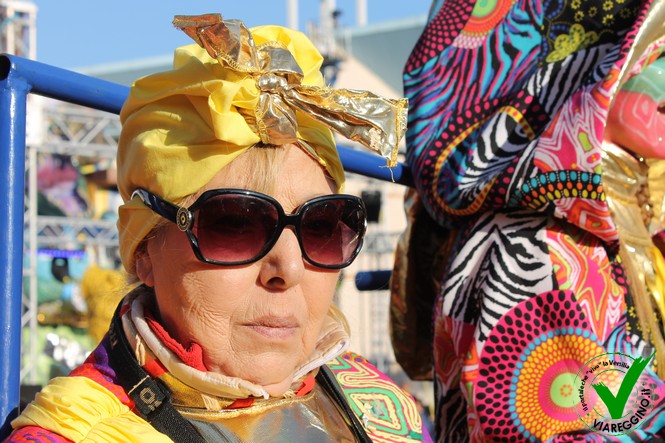 Ingrandisci la foto