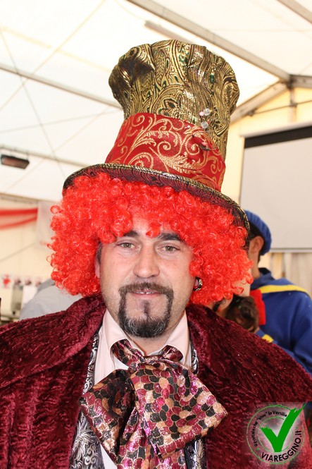 Ingrandisci la foto
