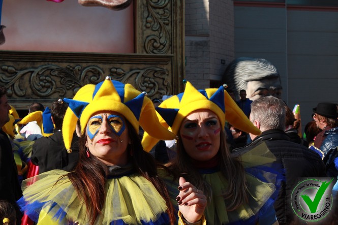 Ingrandisci la foto