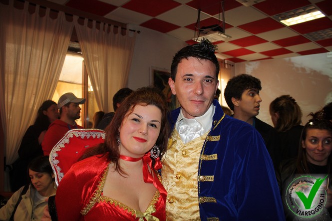 Ingrandisci la foto