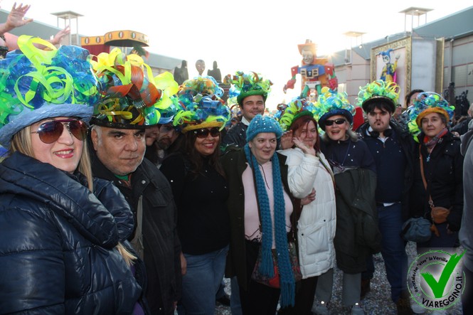 Ingrandisci la foto
