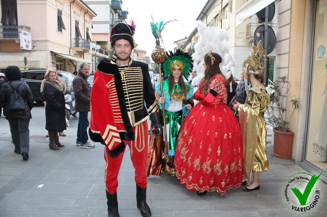 Ingrandisci la foto