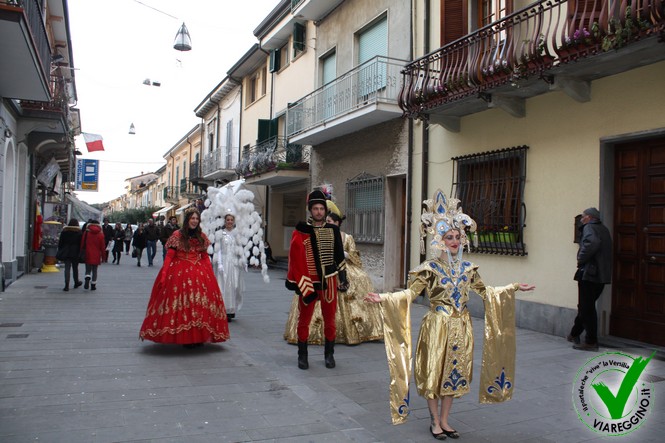 Ingrandisci la foto