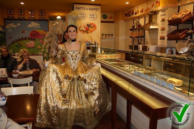 Ingrandisci la foto
