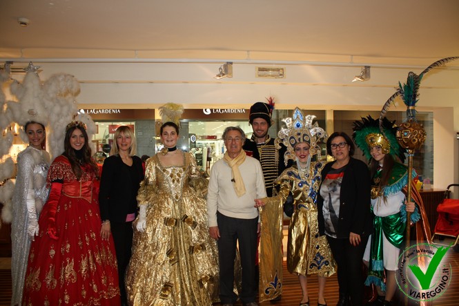 Ingrandisci la foto