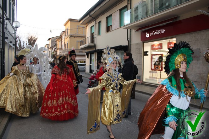 Ingrandisci la foto