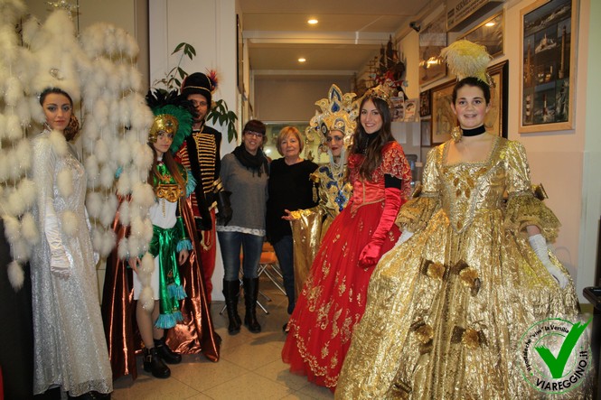 Ingrandisci la foto