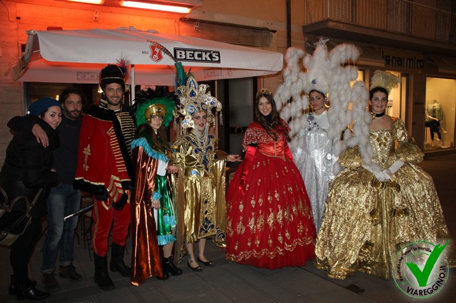 Ingrandisci la foto