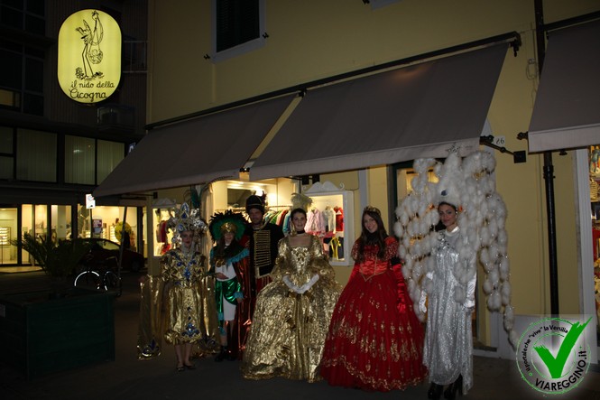 Ingrandisci la foto