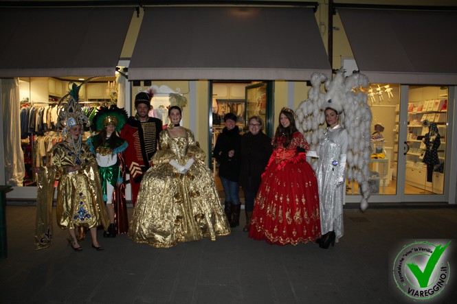 Ingrandisci la foto