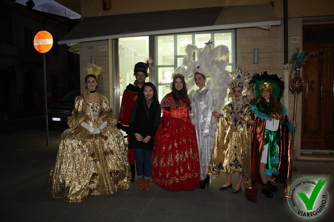 Ingrandisci la foto