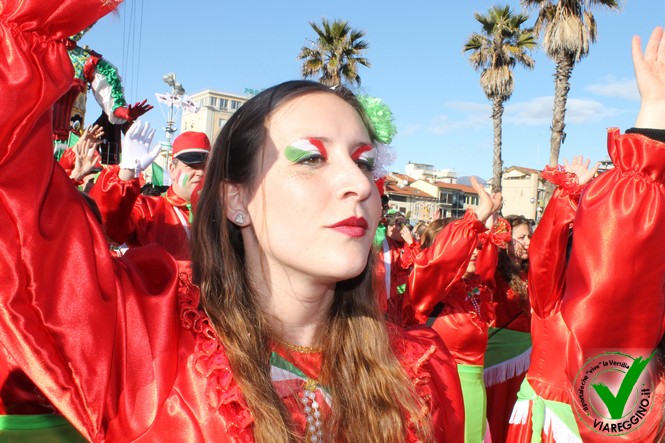 Ingrandisci la foto