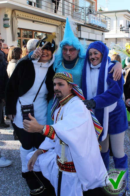 Ingrandisci la foto