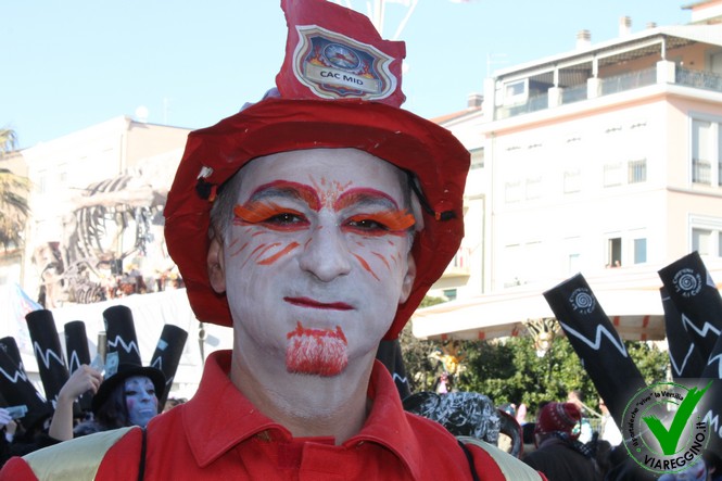 Ingrandisci la foto