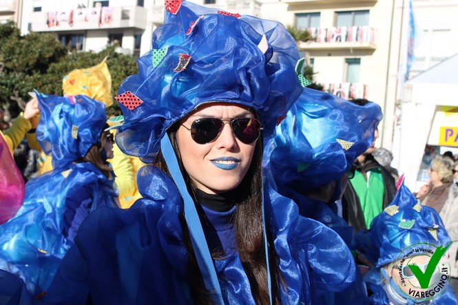 Ingrandisci la foto