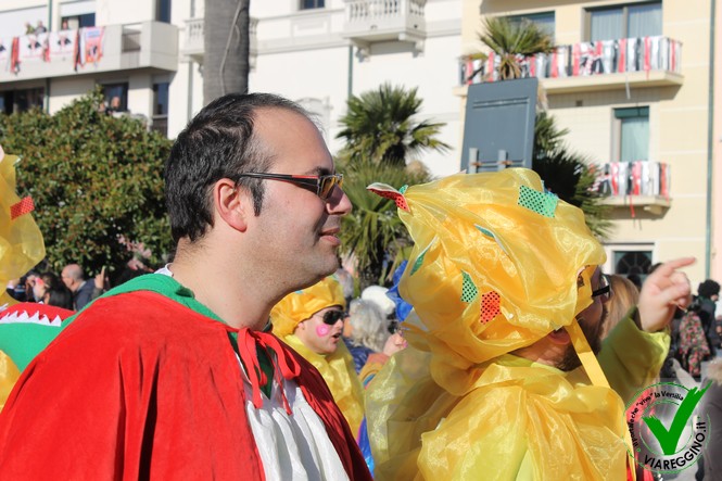 Ingrandisci la foto